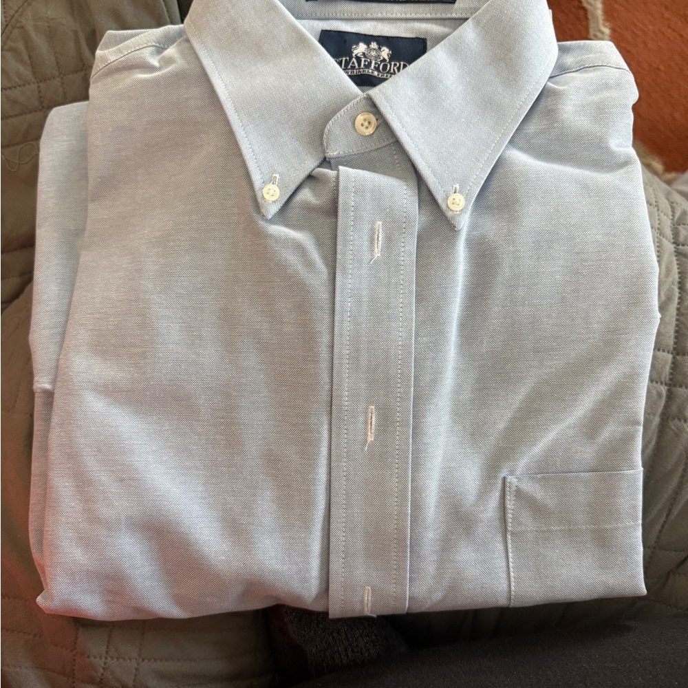 Stafford Men's Light Blue Dress Shirt